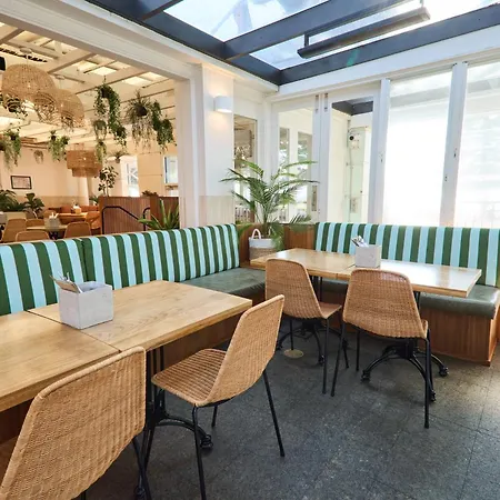 Coogee Bay Boutique Hotel-3